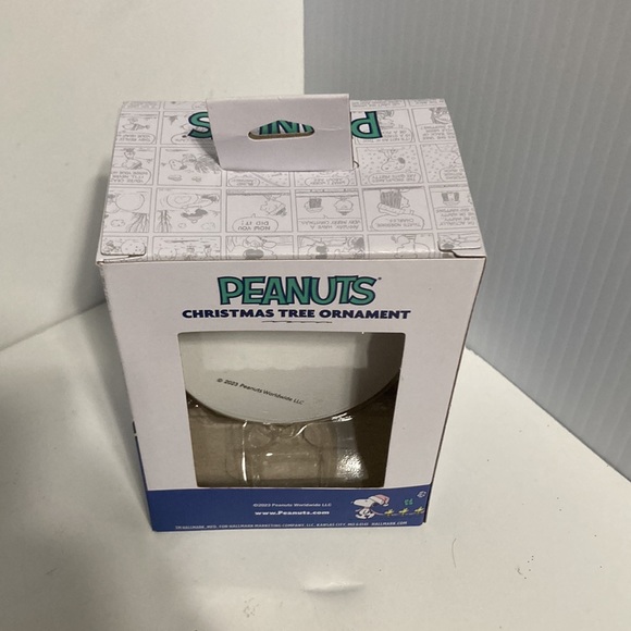 Hallmark 2023 Peanuts SNOOPY and Woodstock Let It Snow Christmas Ornament NEW - Picture 6 of 9